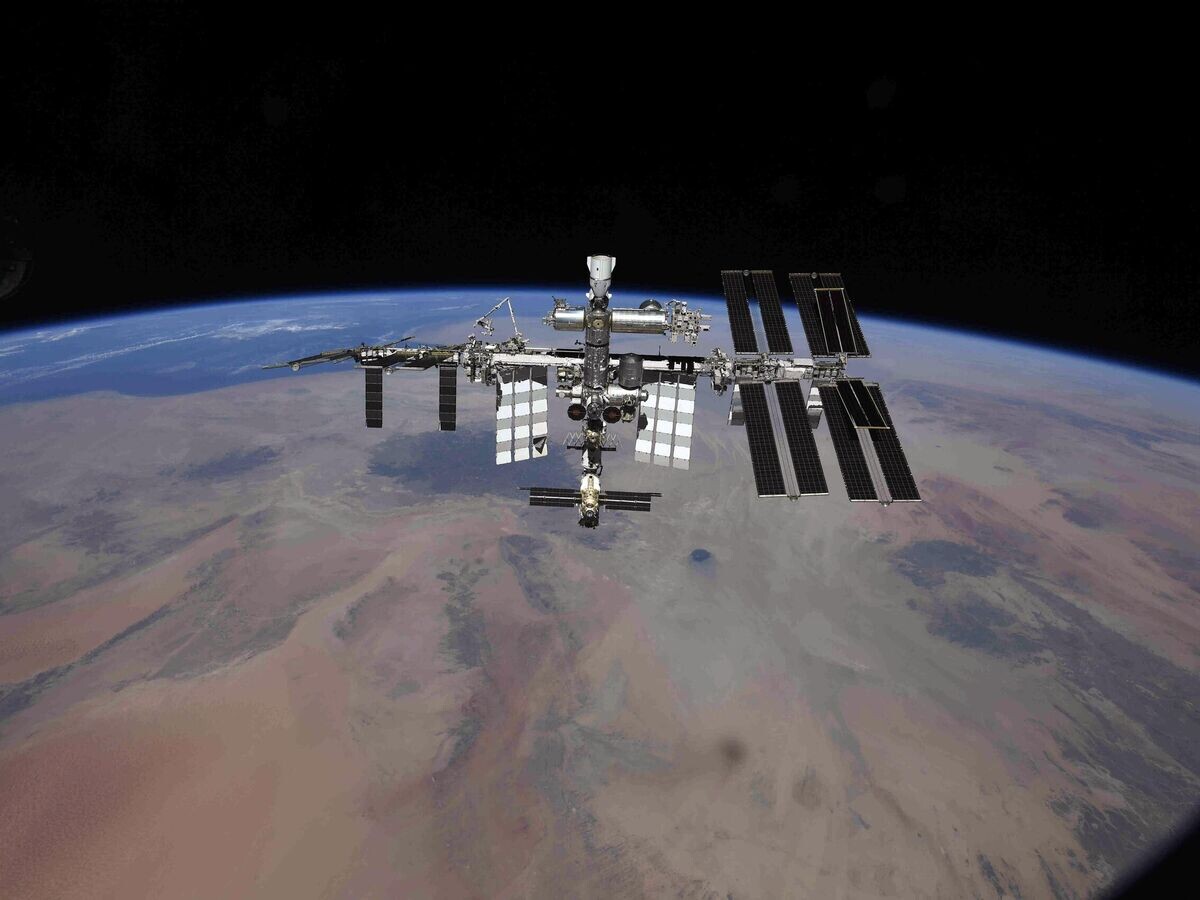    Международная космическая станция с пристыкованным модулем "Наука"© Фото : Олег Новицкий/Роскосмос