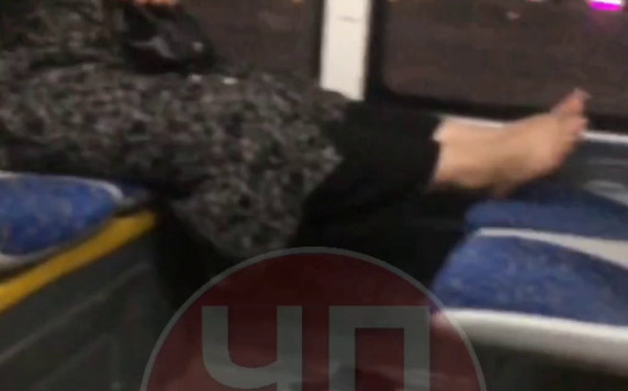 Ах, эти ножки! Фото: кадр видео телеграм-канала "ЧП Пермь".