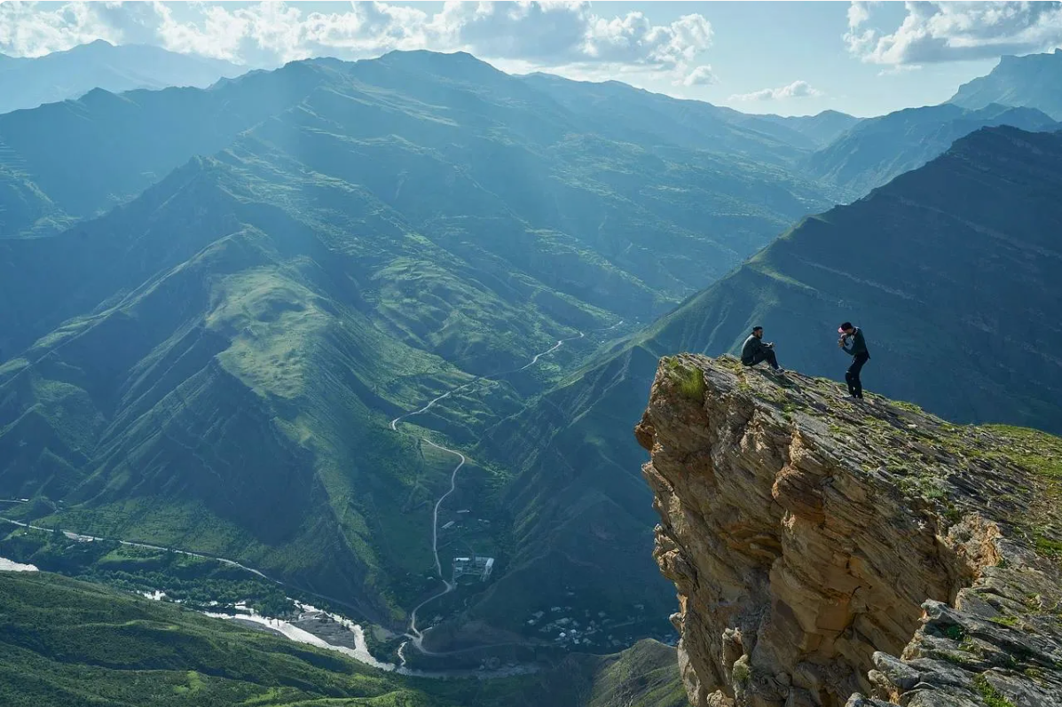 Туристы над коньеном...