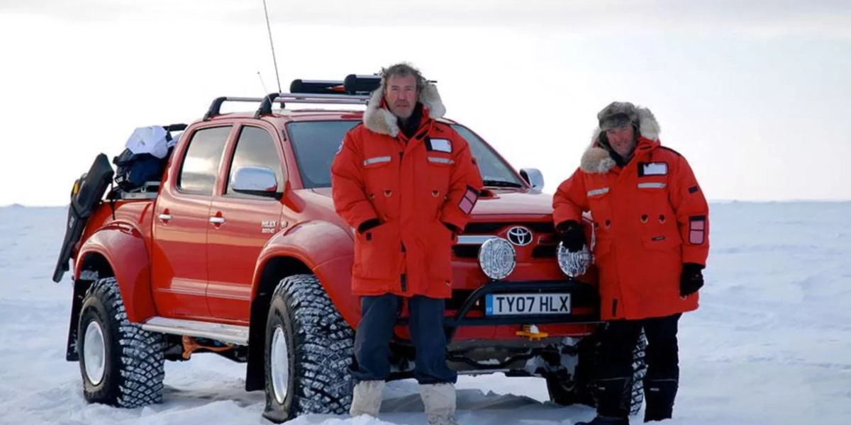 Та самая красная Toyota Hilux из Top Gear