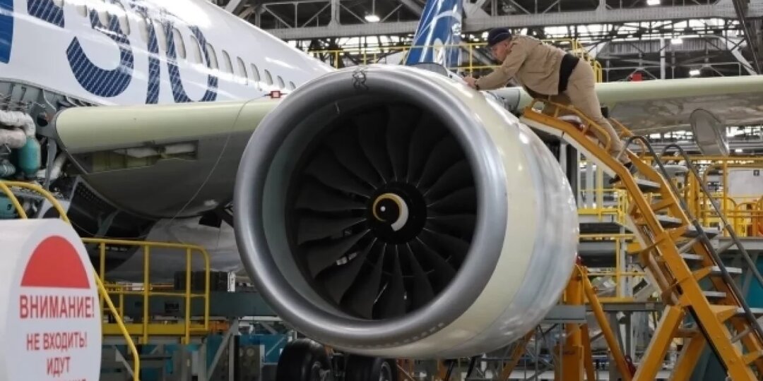 Самолет МС-21 с российскими деталями проходит последнюю проверку в Иркутске