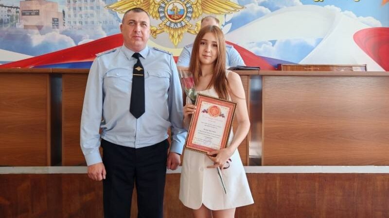    Кристина не растерялась и вовремя вызвала службу спасения. Фото: телеграм-канал «Полиция Приморья»