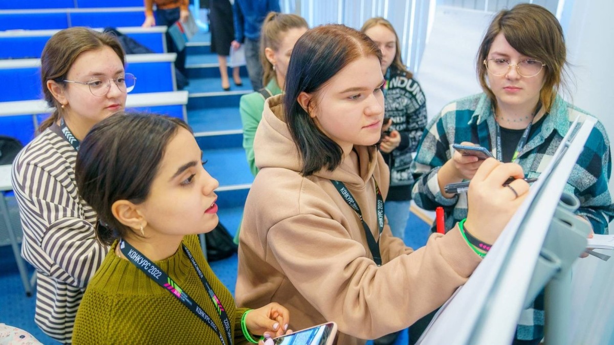    Студенты из Югры создают пожарных роботов и получают миллионный грант