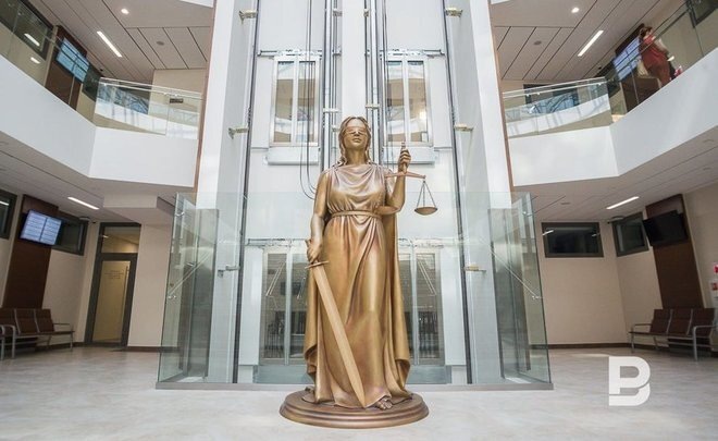 Статуя Фемиды в Верховном суде 