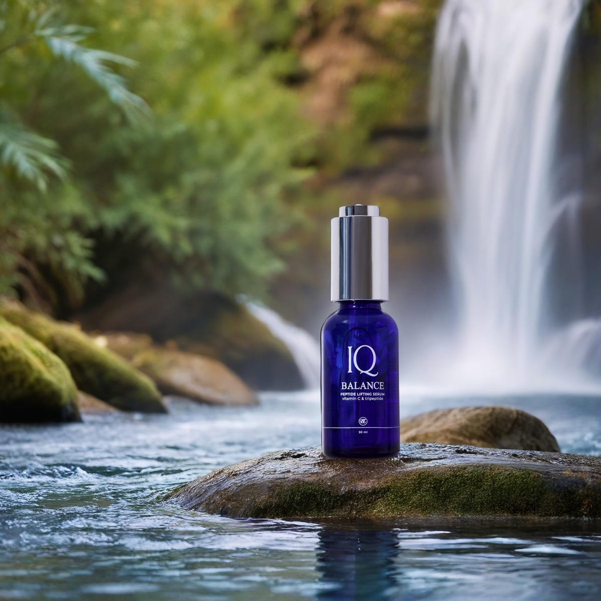 Антивозрастная сыворотка для лица IQ BALANCE с пептидами и витамином С. OZON: арт. 1856657269 WB: арт. 332769675