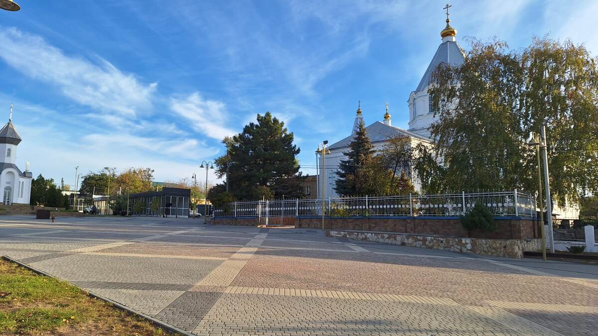 Белая Калитва. Введенский храм.