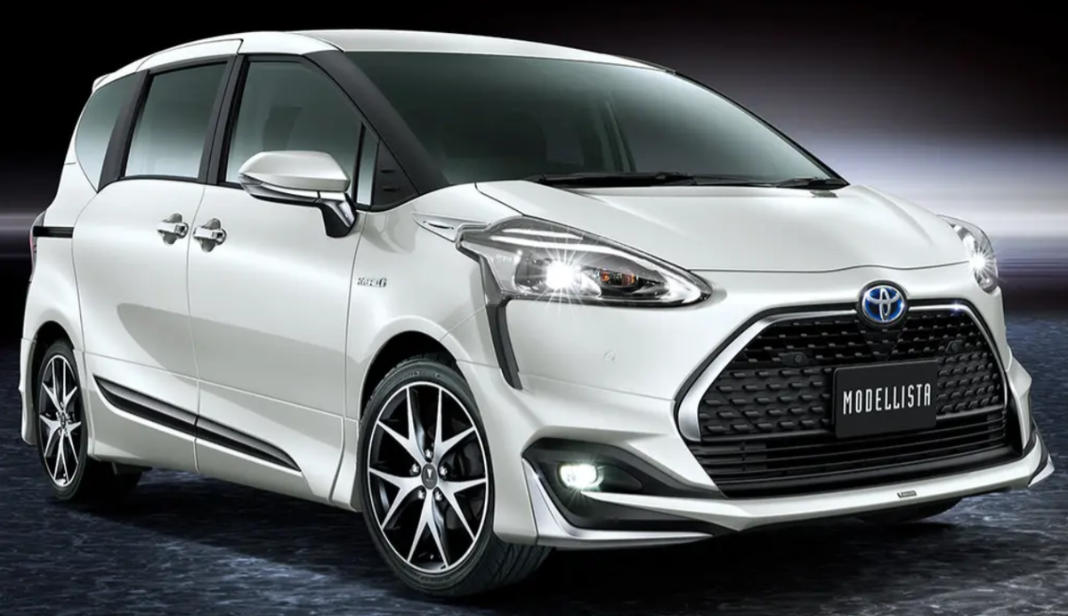 Toyota Sienta 