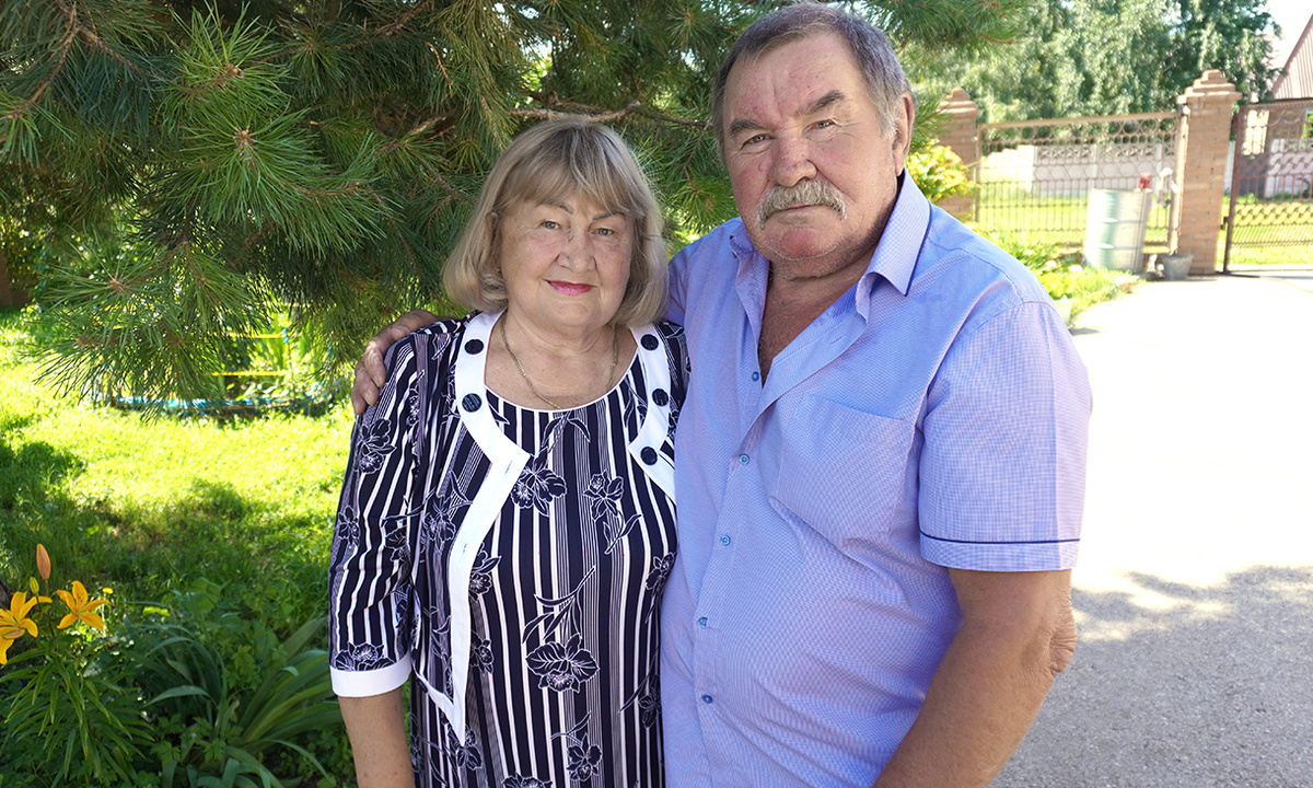 Супруги Алимкины через годы пронесли любовь и уважение друг к другу и к своей семье / фото Гузели Яхиной и из архива супружеской четы