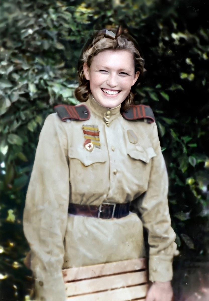 Н.П.Малыгина. Австрия. 1945. Волгоградский областной краеведческий музей. Фотография обработана.