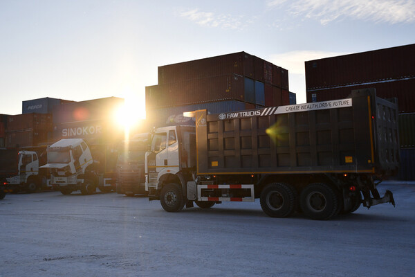 Передышка для «КамАЗа»: почему в России запретили машины четырех китайских брендов