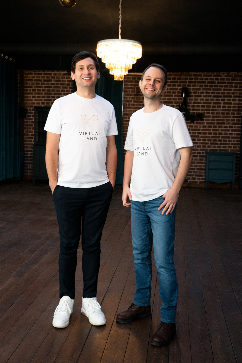 Основатели Virtual Land Никита Грузд и Артур Черный