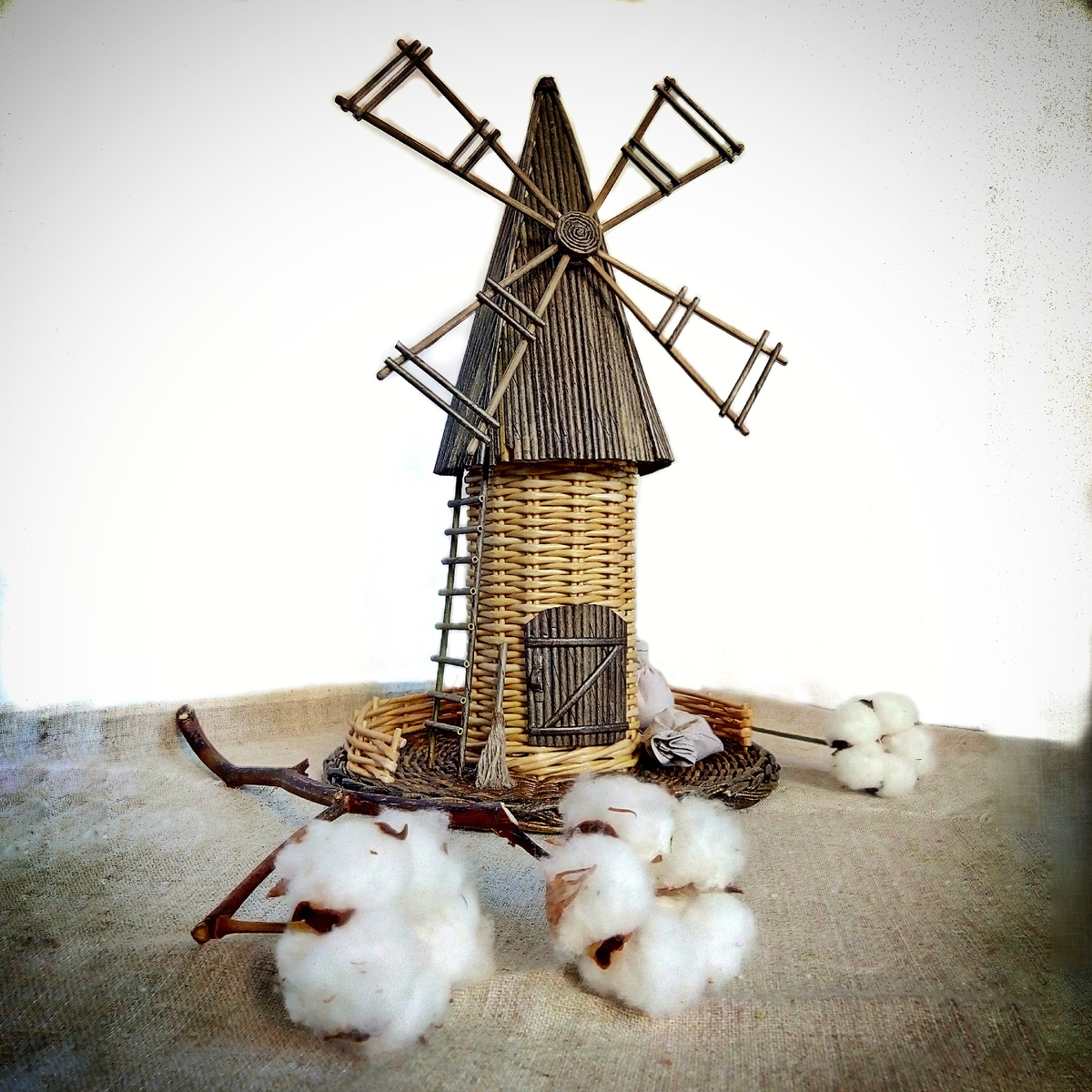 Заказать можно через инстаграмм  https://www.instagram.com/natali_nanemi?igsh=aHVmYWN5MXBkdm52 