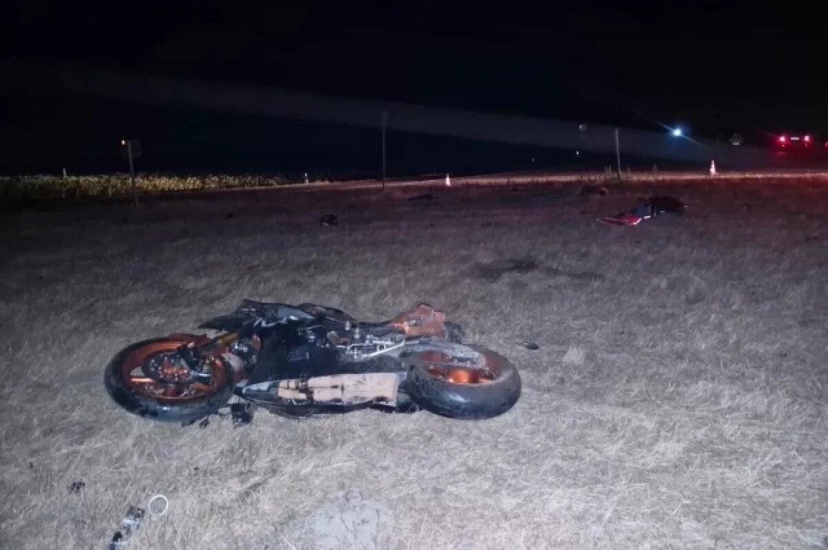    На Кубани насмерть разбились двое мужчин на мотоцикле