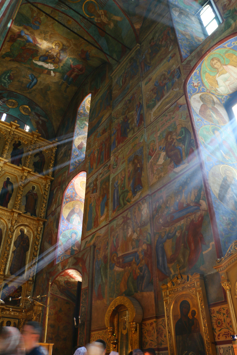 Внутри Успенского собора