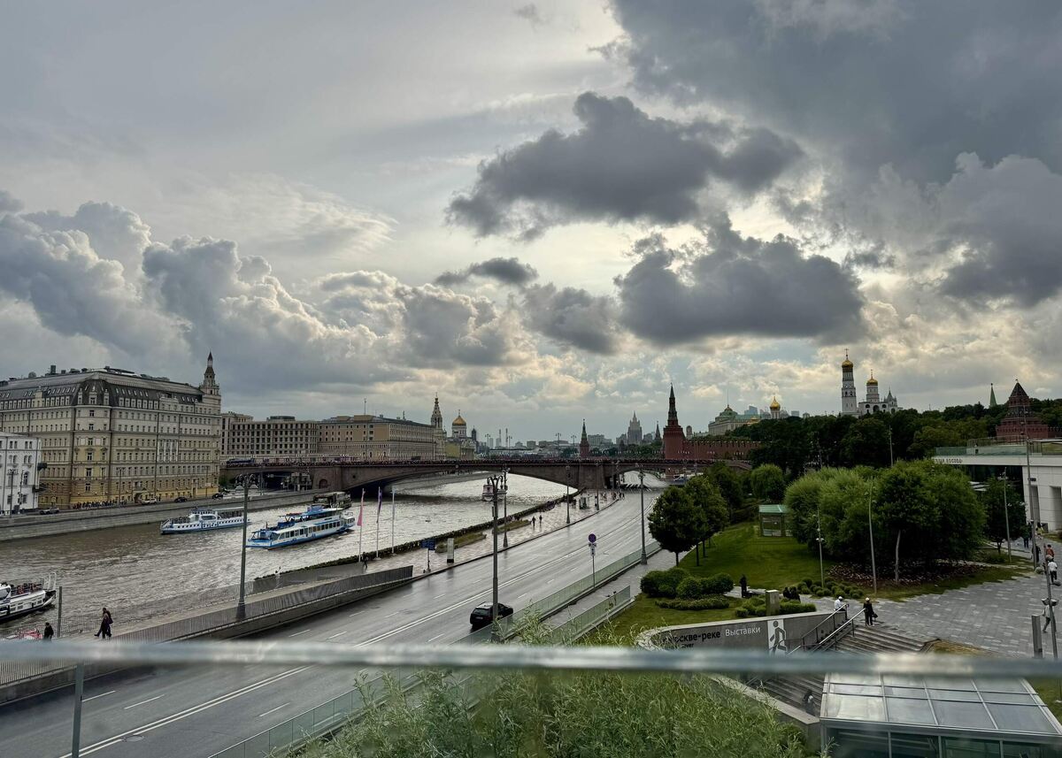 Правая сторона моста