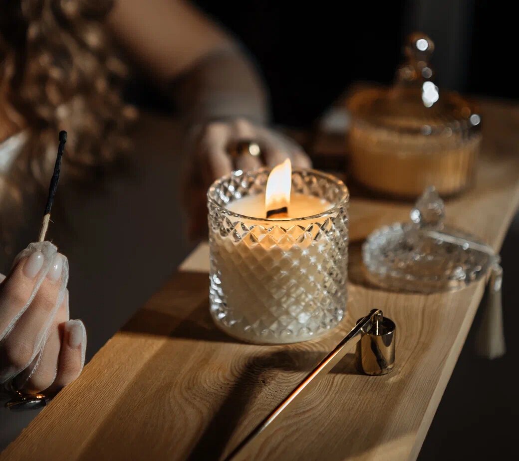 Свеча "Царица" от "Точки уюта"