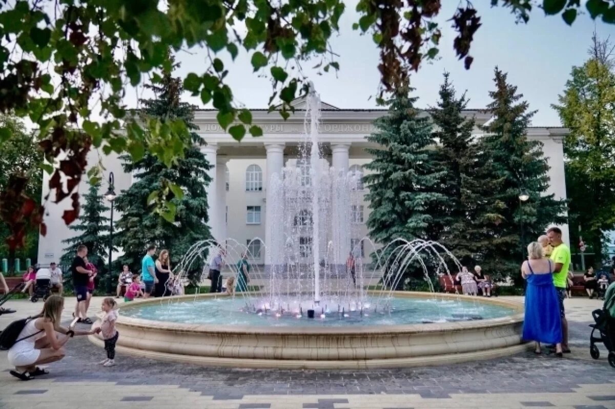    Сквер у ДК Орджоникидзе в Нижнем Новгороде полностью благоустроен