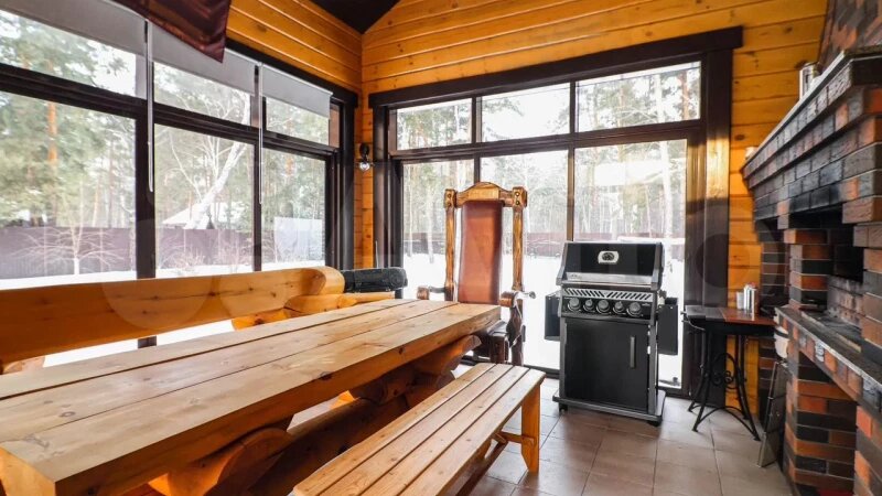     Дом «короля гриля» продается в Барнауле за 120 млн рублей «Авито»