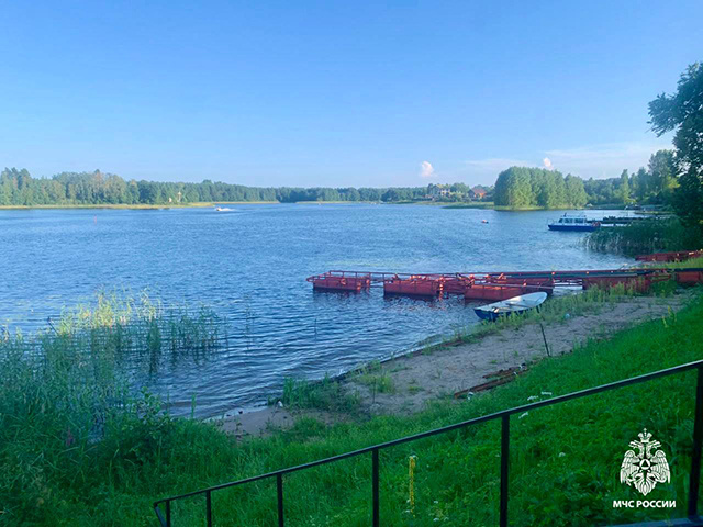 Не разошлись на Селигере. В Тверской области столкнулись судна