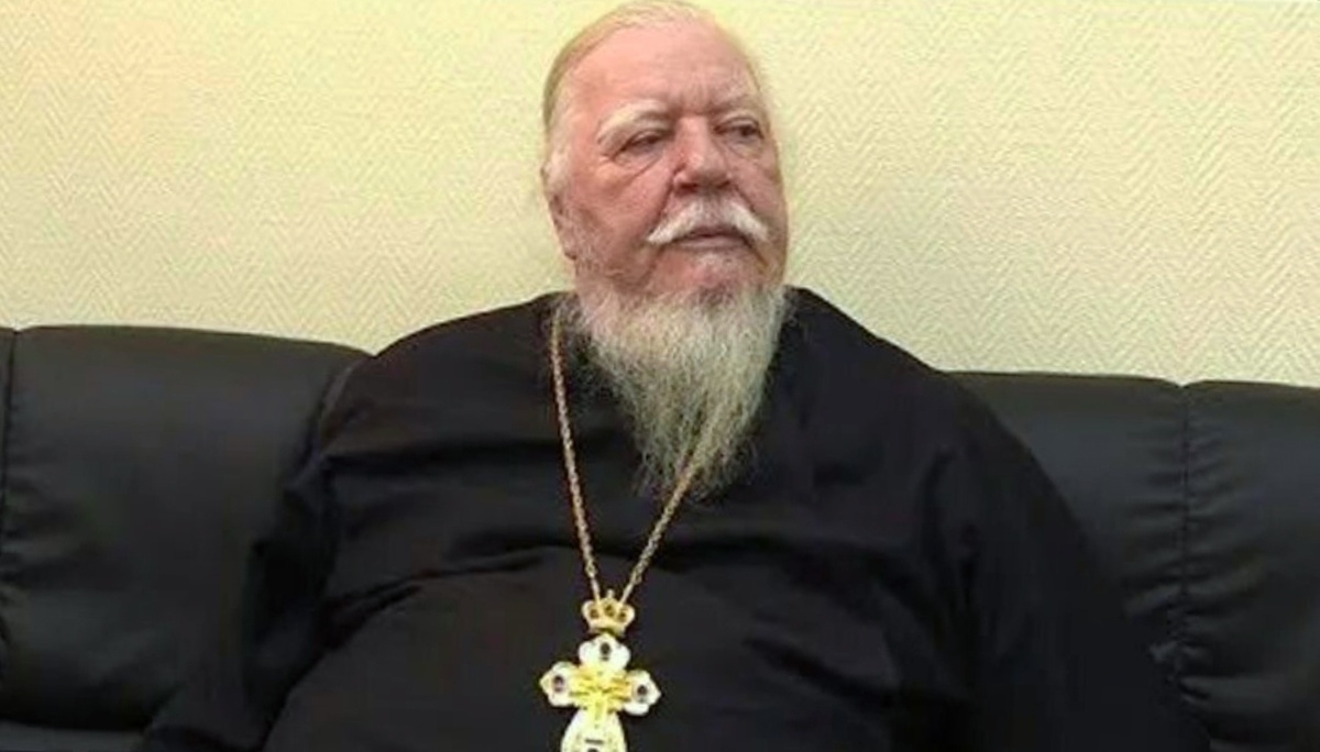 Димитрий Смирнов (07.03.1951 — 21.10.2020 гг.) — протоиерей, церковный и общественный деятель.