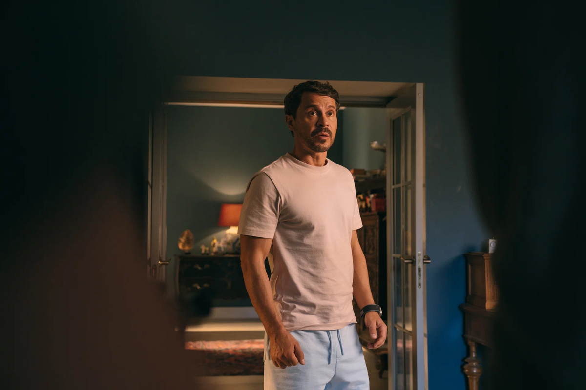 кадр из сериала