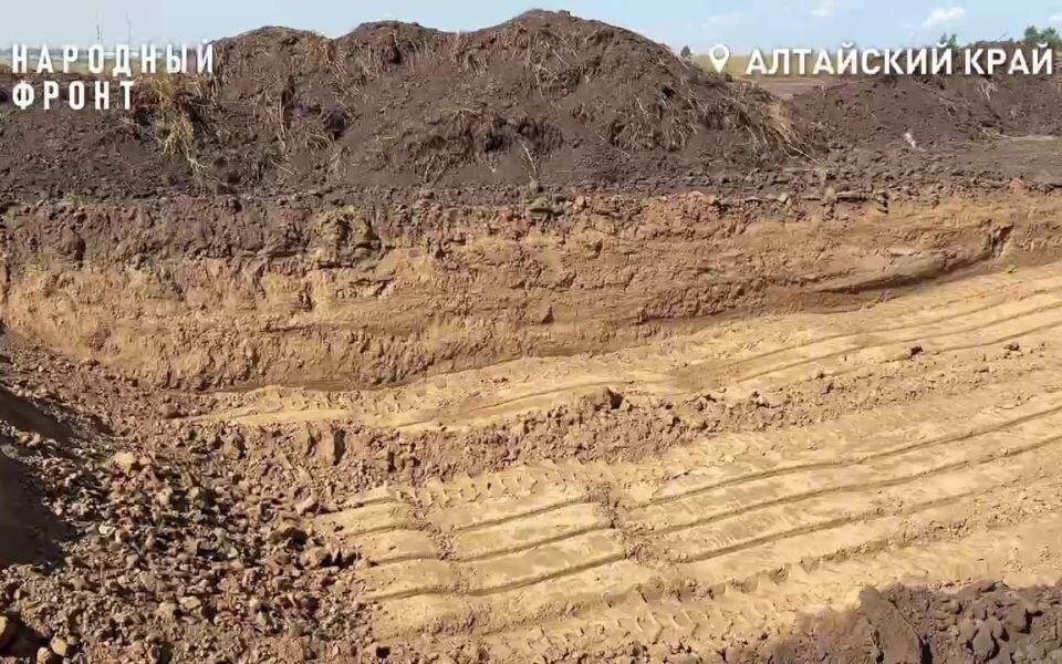    Незаконная добыча грунта в Казенной Заимке