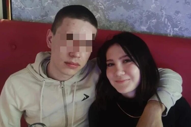 Схватил нож и с силой вонзил его Дарье в грудь. Любил всем сердцем и жестоко убил на глазах друзей – не смог отпустить