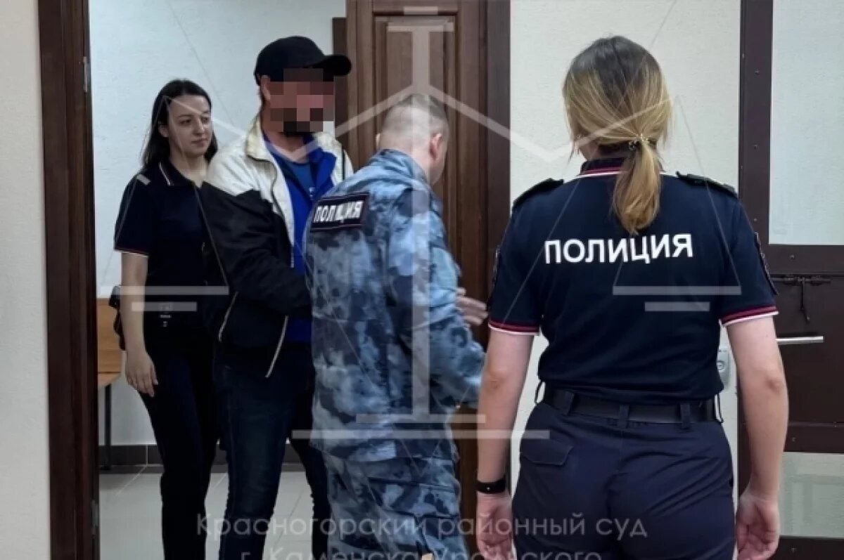    Из квартиры у пожилого уральца похитили тонометр, еду и пистолет