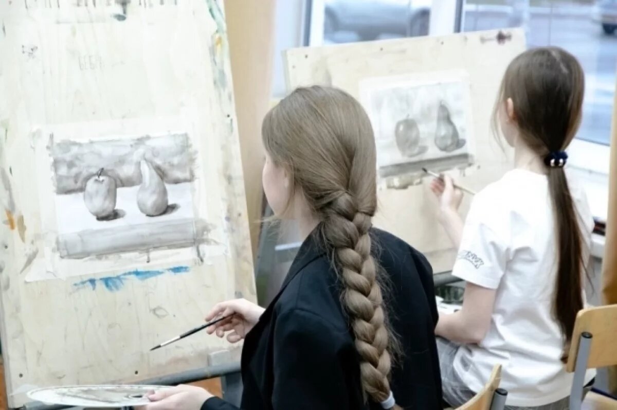    В Октябрьском районе Екатеринбурга обновляют дом культуры и две школы