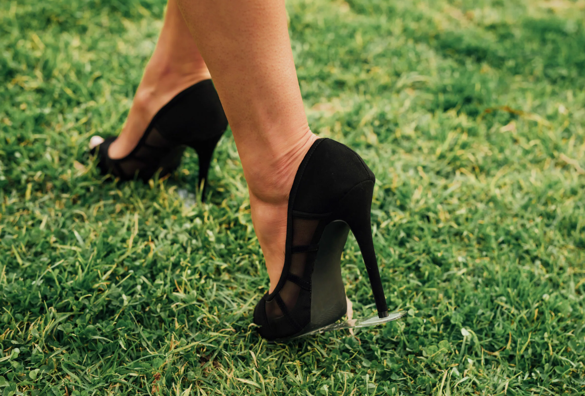 Про каблуки и прогулку, это я веселюсь :)