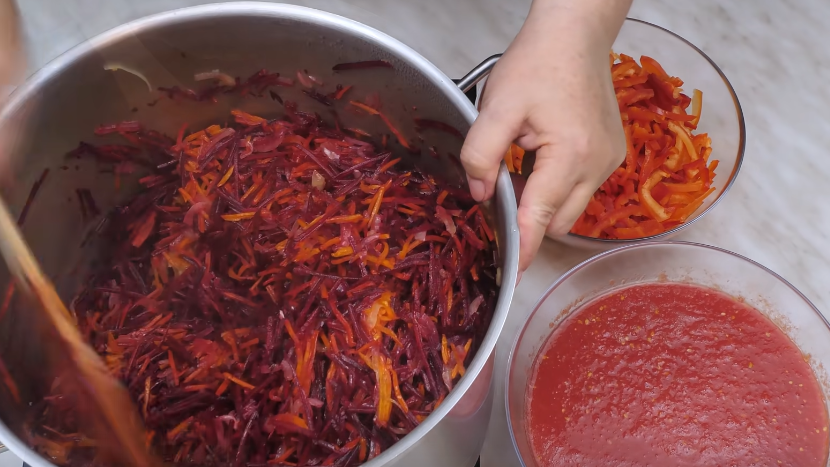 Правильное тушение на среднем огне - залог качественной заготовки