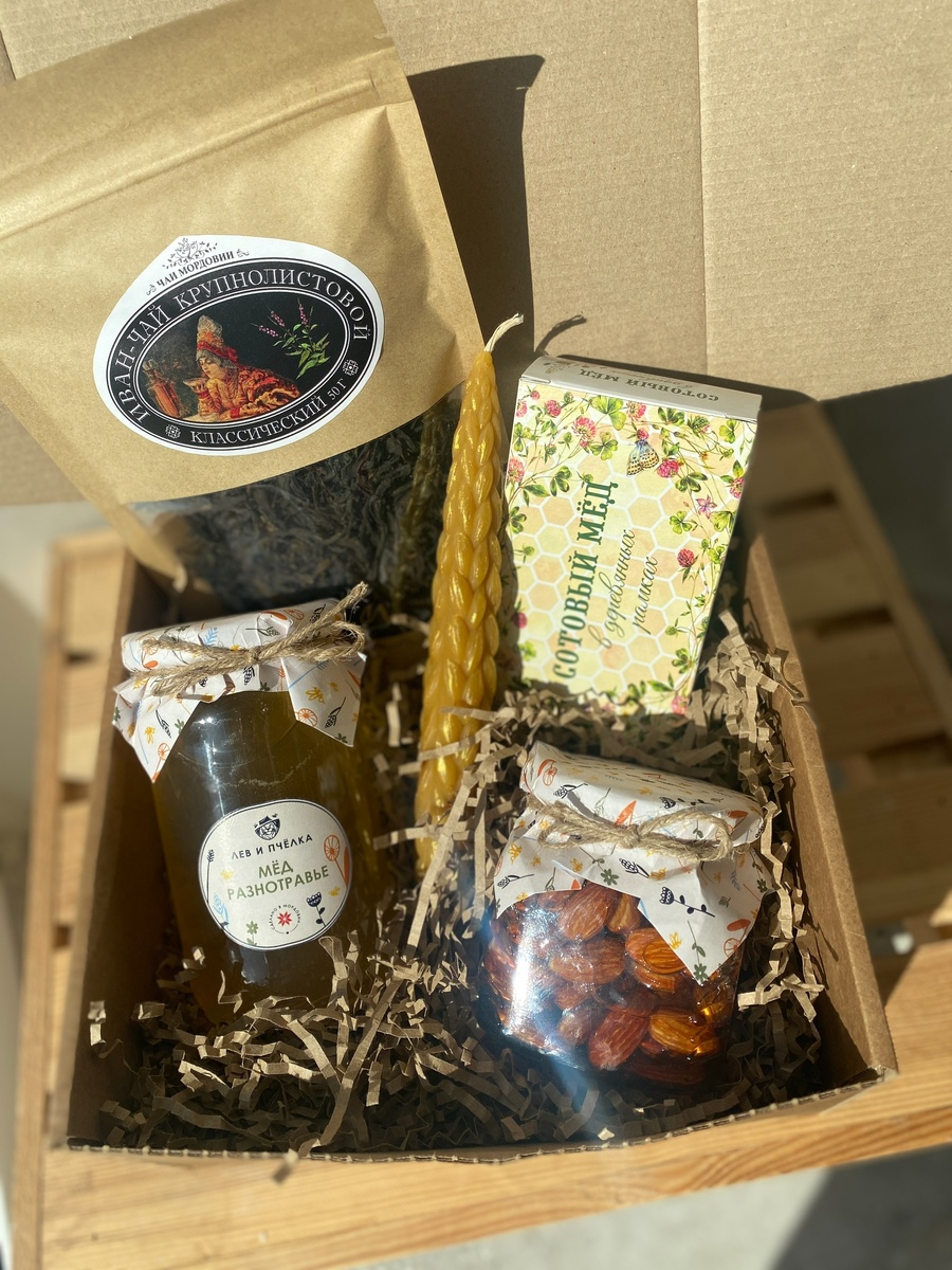 Фото: Медовая лавка ЛЕВ И ПЧЁЛКА