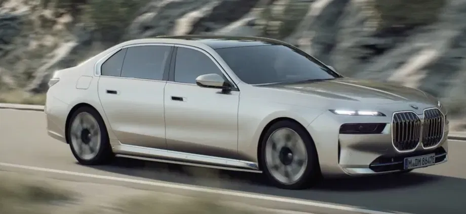 BMW i7
Изображение BMW