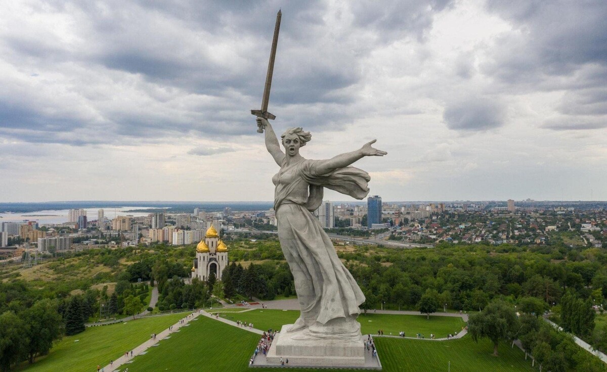 Родина-Мать в Волгограде