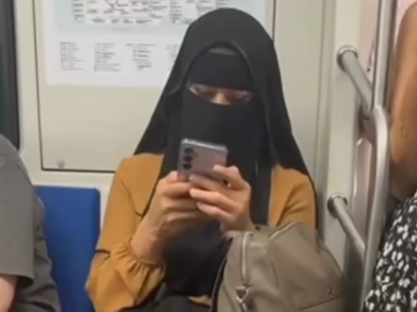 скриншот из видео