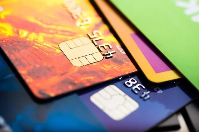    Когда нужно заменить карты Visa и Mastercard?