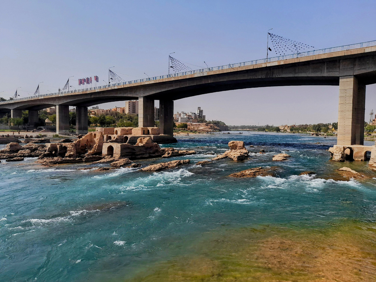 Дезфуль. Река Дез