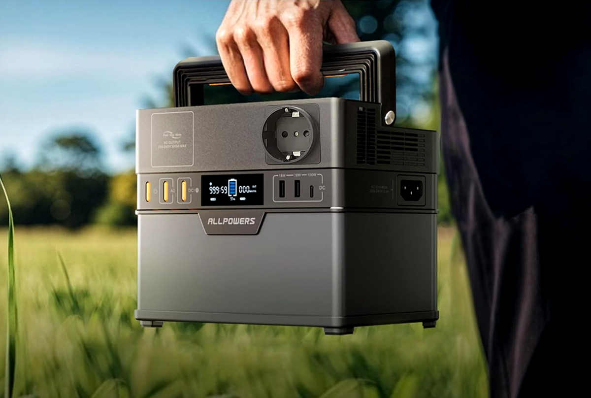 Реклама. Рекламодатель: ООО "АЛИБАБА.КОМ (РУ)" ИНН: 7703380158