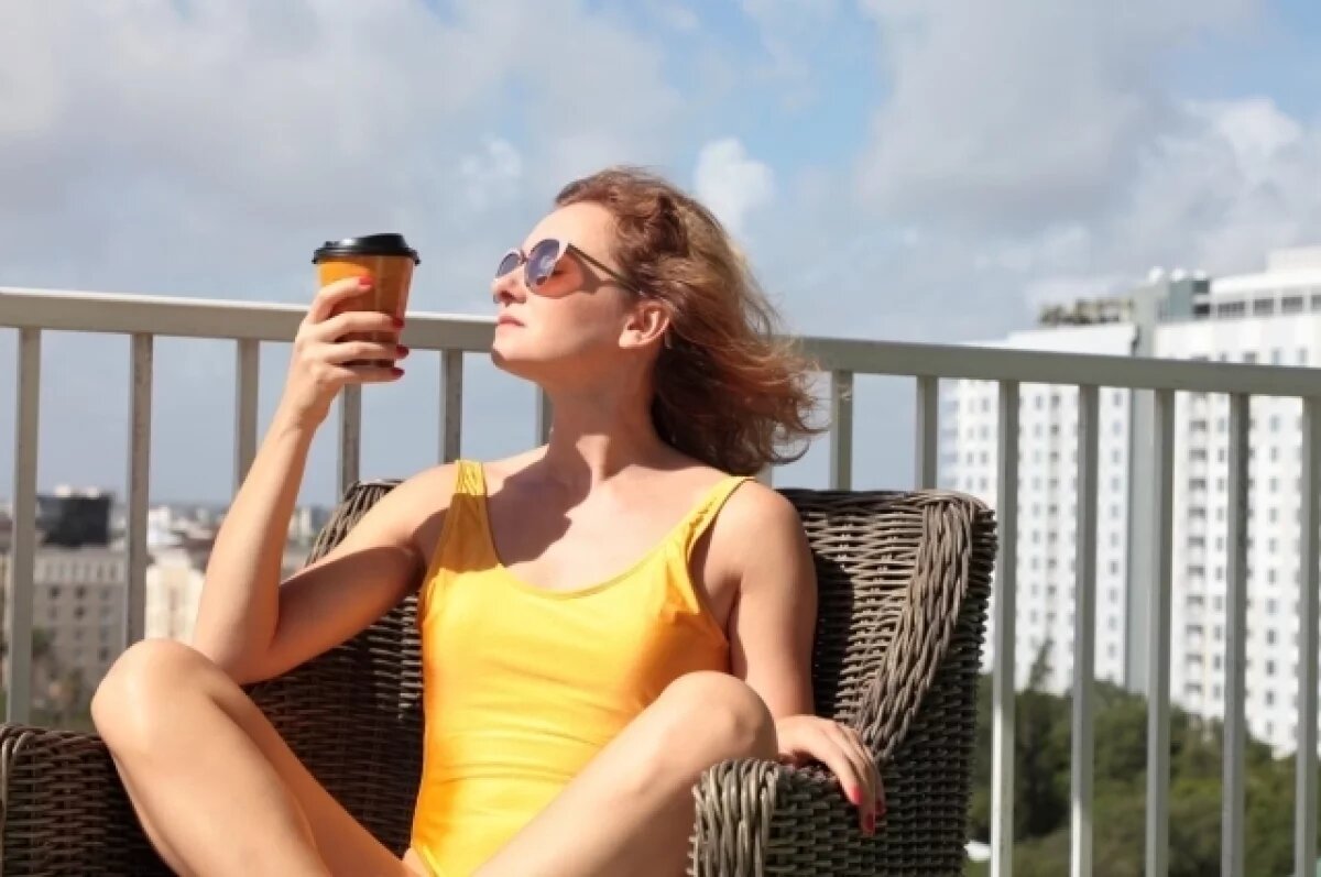    Дерматолог Ляшенко объяснила, как избежать опасного воздействия солнца