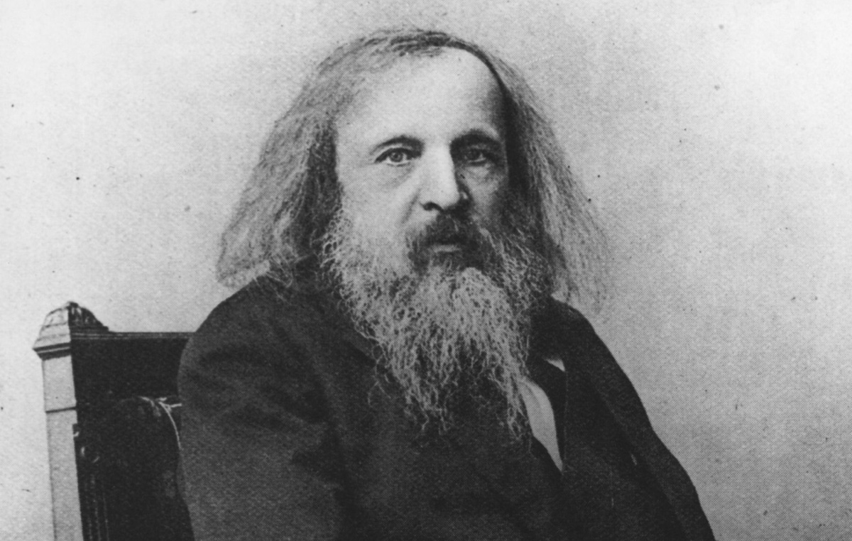    Дмитрий Менделеев  Hulton Archive/Getty Images