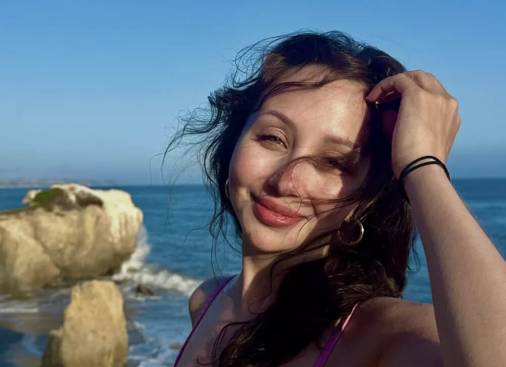    Фигуристка Елизавета Туктамышева показала фигуру в откровенном бикини