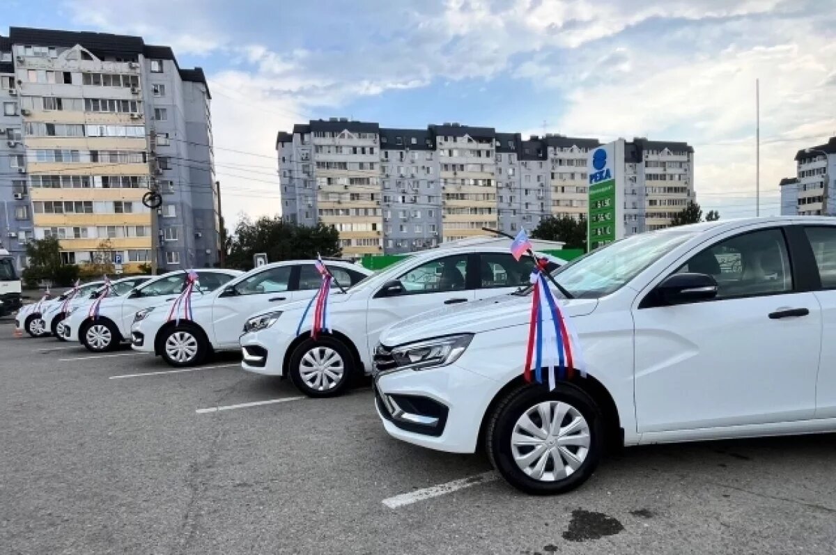    Инвалидам, пострадавшим на производстве, передали авто в Волгограде