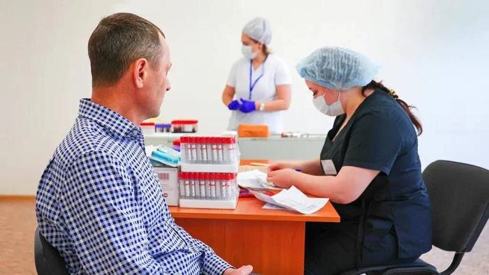 Кому грозит штраф за отказ от диспансеризации в 2025? Разбираем новые правила. Обложка © ТАСС / Кирилл Кухмарь