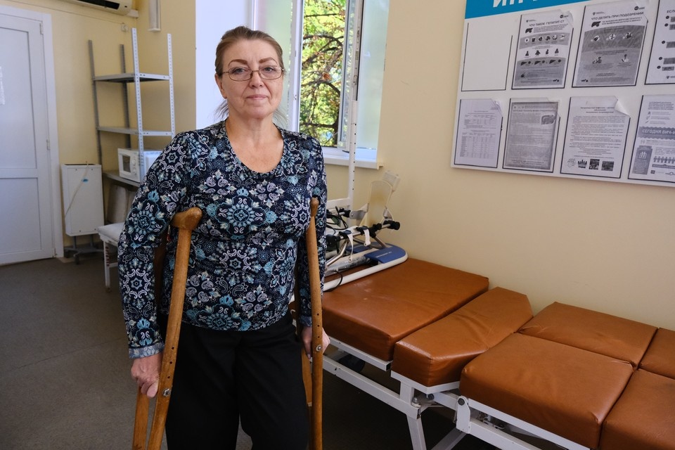 К моменту операции ростовчанка с трудом ходила с тростью и мучилась от сильных болей. Фото: пресс-служба РостГМУ
