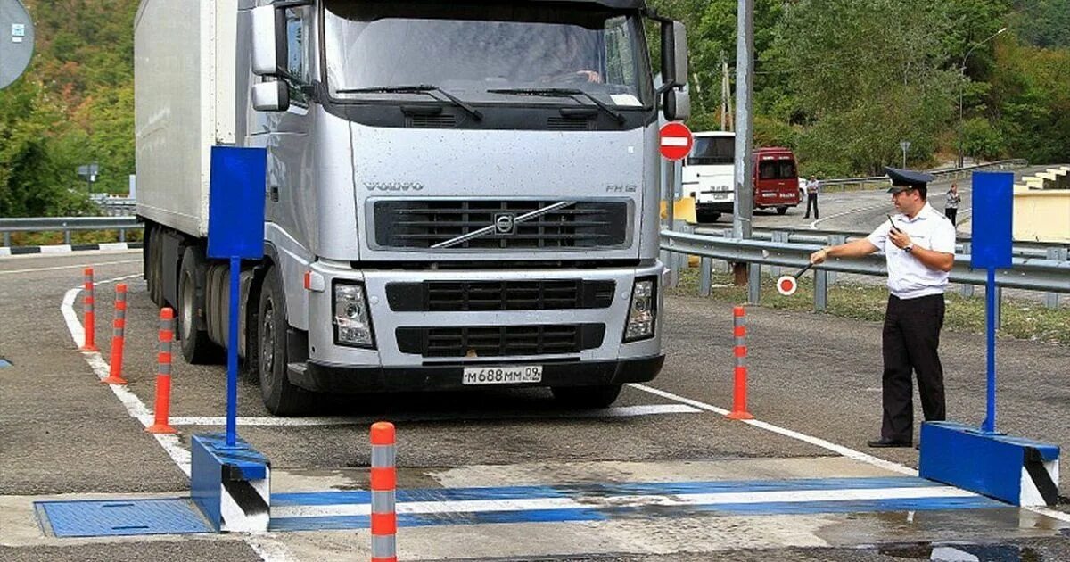 Фото заимствовано - https://kubnews.ru/vlast/2019/11/27/na-dorogakh-krasnodarskogo-kraya-chislo-avtomaticheskikh-punktov-vesogabaritnogo-kontrolya-uvelichit/