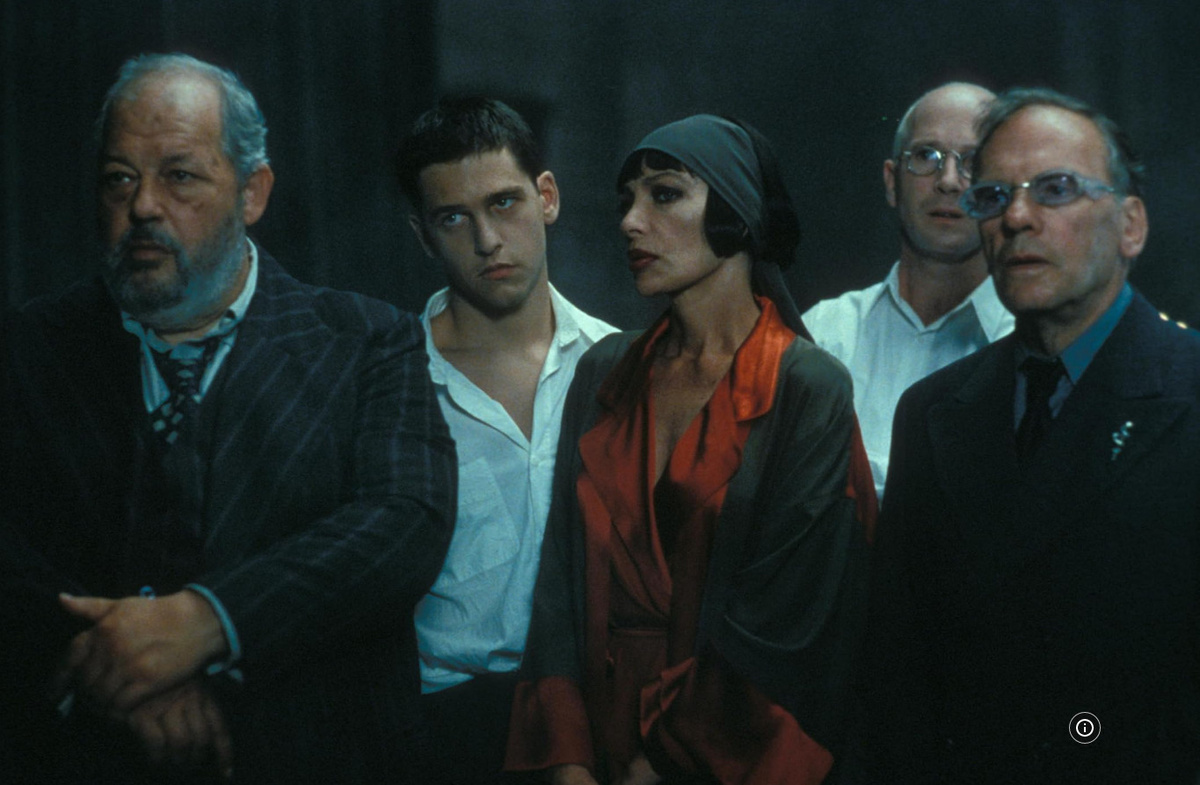 Кадр из фильма «Тико Мун» (1996)