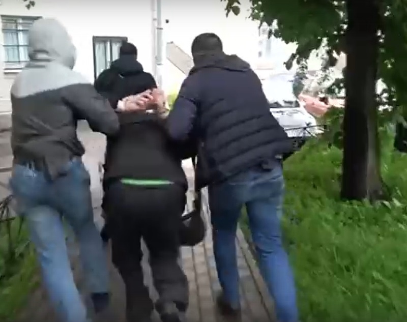    Фото для иллюстрации: задержание агента украинских спецслужб из архивных материала паблика ФСБ России во "ВКонтакте" Редактор