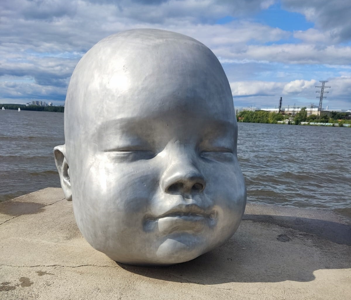 Индустриальный младенец . Екатеринбург