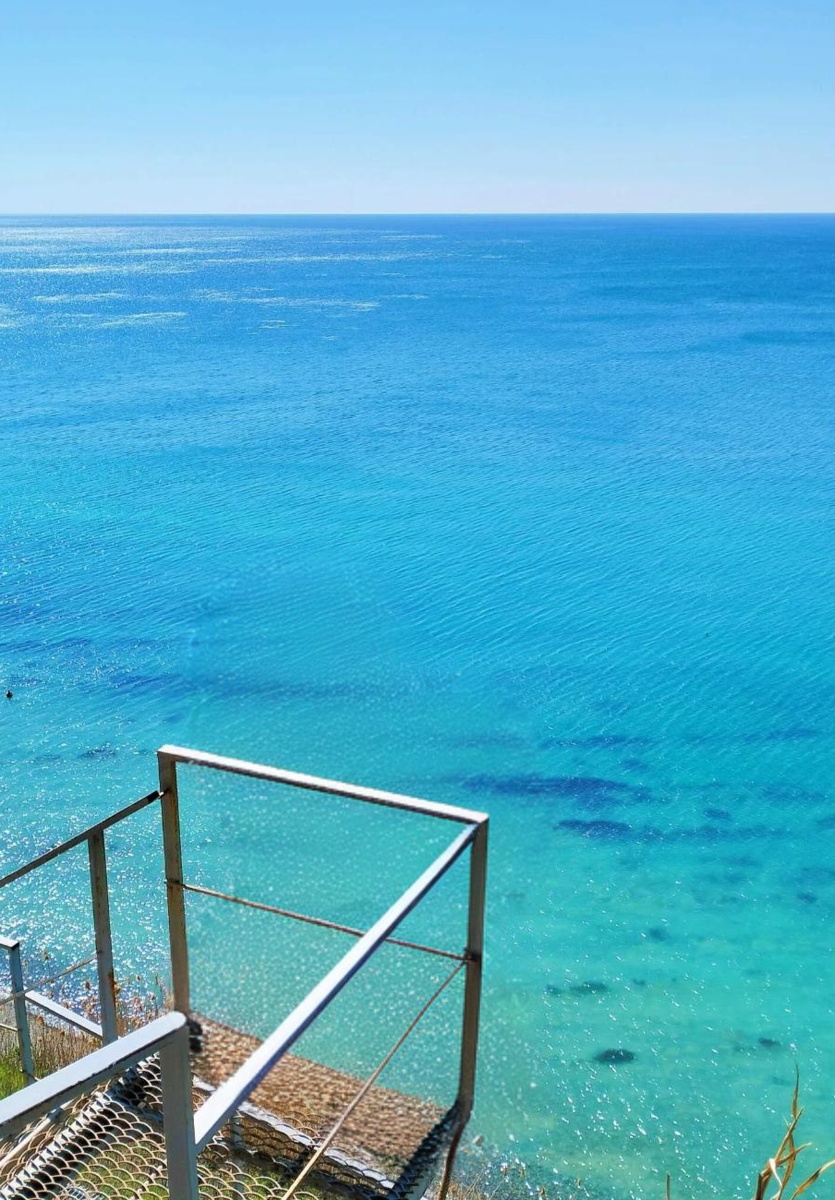 300 ступеней