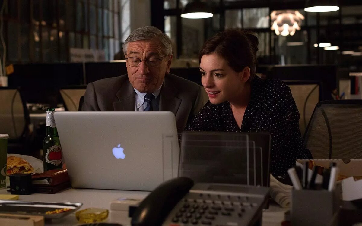 Стажёр, фильм 2015 г